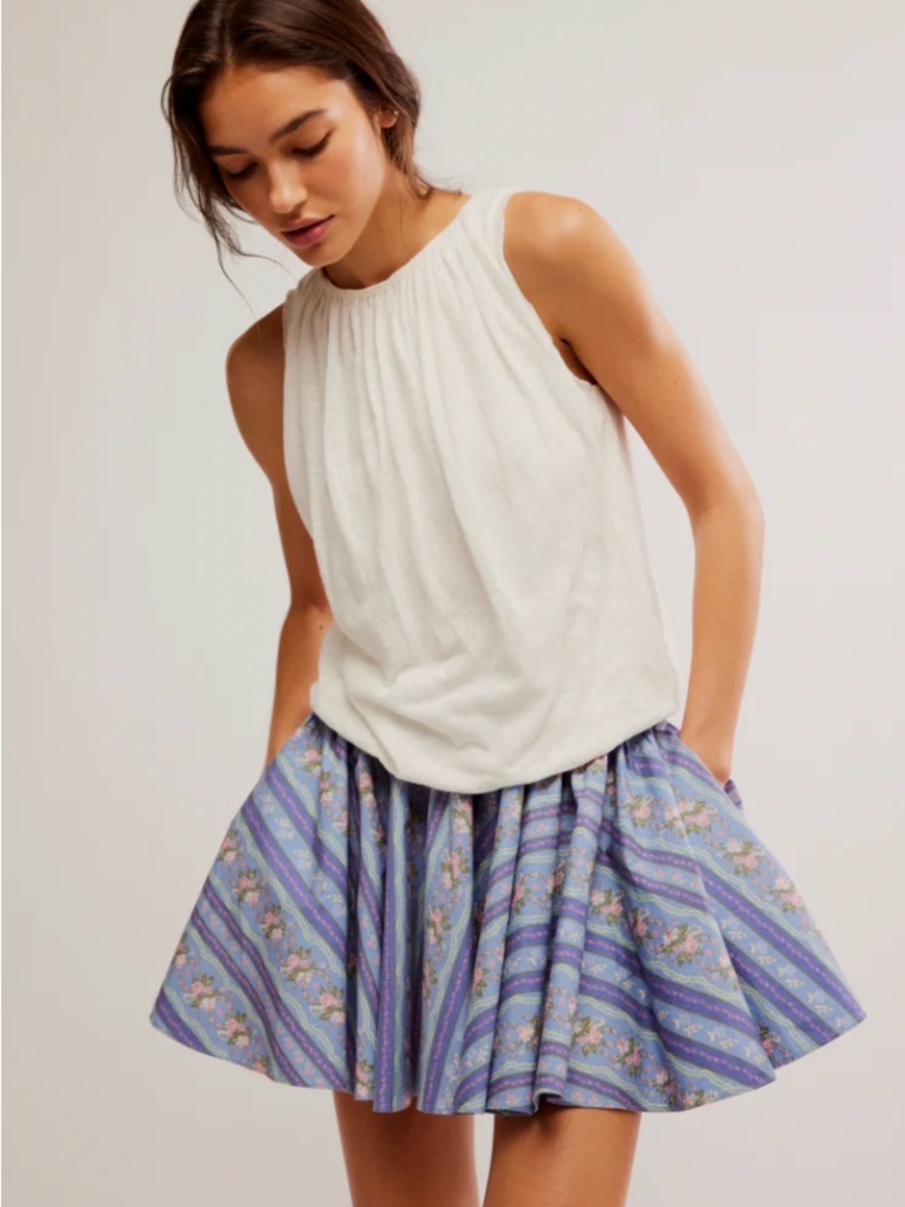Free people Gaia printed blue purple patterened mini skirt pull on sz medium